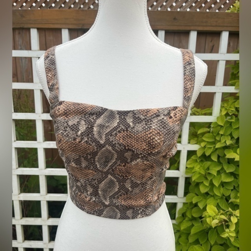 Dynamite Top